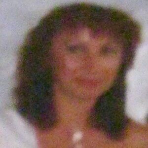 VINTAGE HEIRLOOM CRYSTAL AND GOLD CHAIN NECKLACE 20" LONG